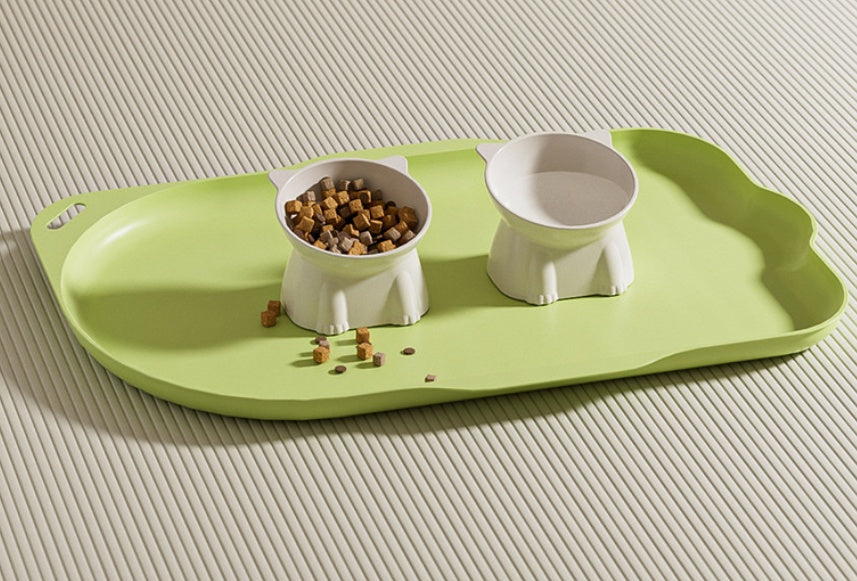 Monty’s Clean-Floor™ Waterproof & Non-Slip Silicone Meal Mat